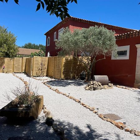 La Casa Bella Aparthotel Gignac-la-Nerthe Exterior foto
