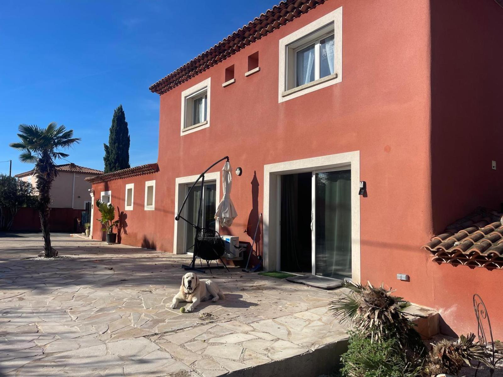 La Casa Bella Aparthotel Gignac-la-Nerthe Exterior foto